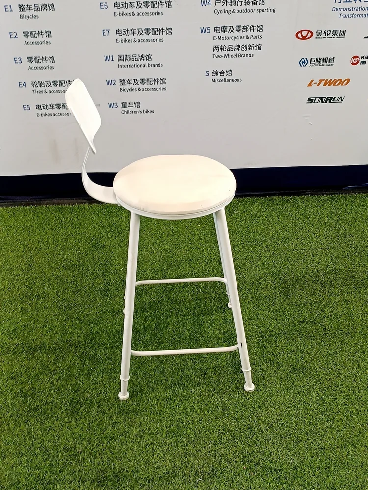 皮座吧椅产品图3