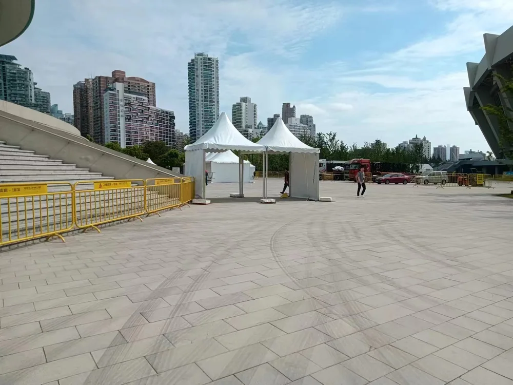 尖顶帐篷