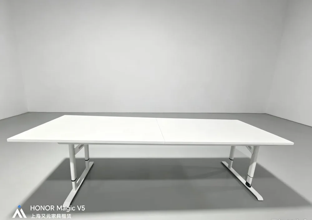 会议桌 · 白色